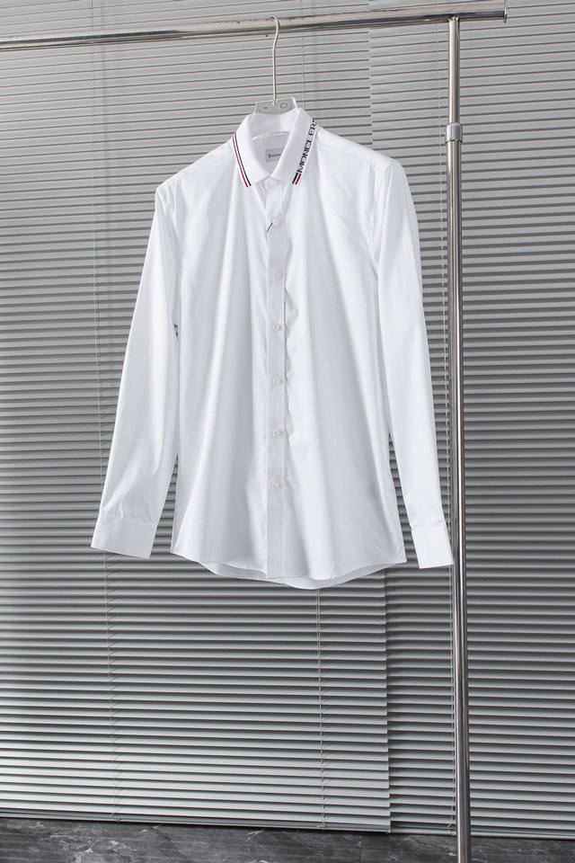 New# 蒙口 Moncler 高品质的珍藏级进口高织棉男士长袖衬衫#人气top单品 时尚博主高频穿搭演绎 非常明星级的一款单品 属于颜值满分的高级产物 通体的